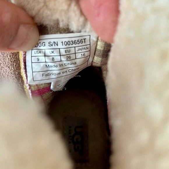 Ugg kids boots size 9c - Picture 8 of 8